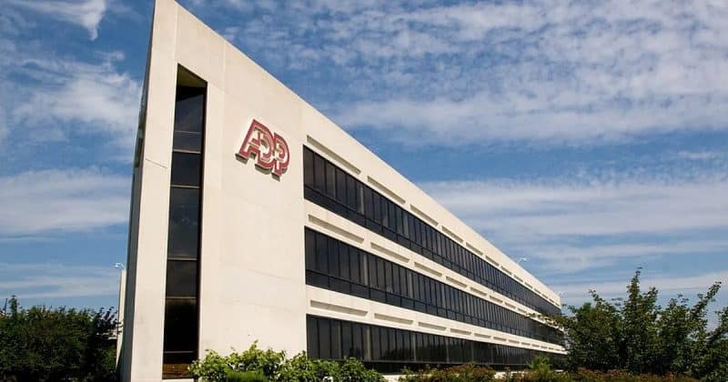 Alerta no Mercado: Crescimento de Empregos nos EUA Vem Abaixo do Esperado e Pressiona o Fed