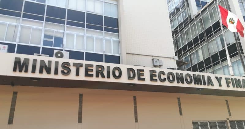 Alerta no Peru: Proposta de ajuste fiscal gera tensão entre governo e sindicatos