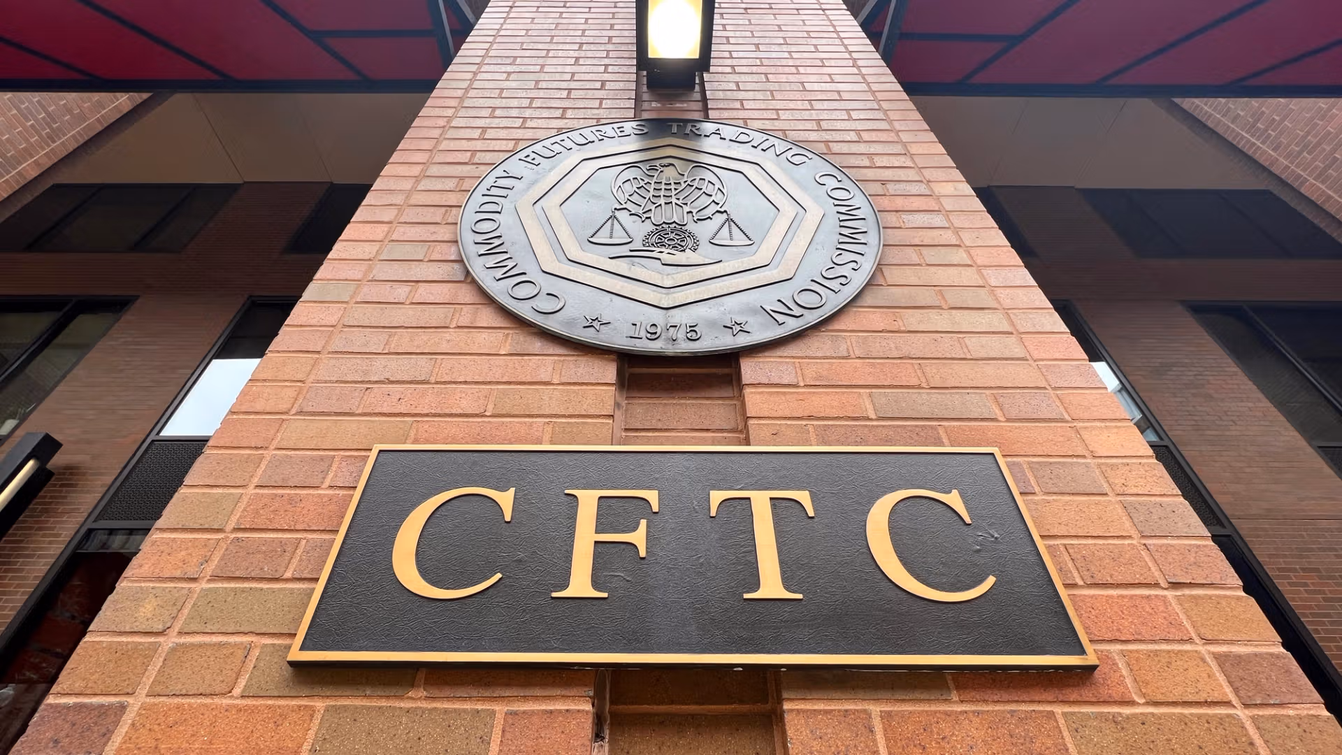 CFTC Crackdown: U.S. Regulator Warns Prediction Markets Against 'Cookie-Cutter' Compliance