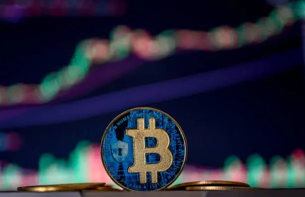 Analista que acertou topo e fundo do Bitcoin prevê quando preço voltará a disparar