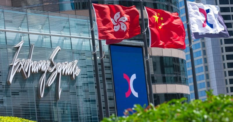 Autoridades chinesas alertam para restrições bancárias em Hong Kong e risco ao hub financeiro