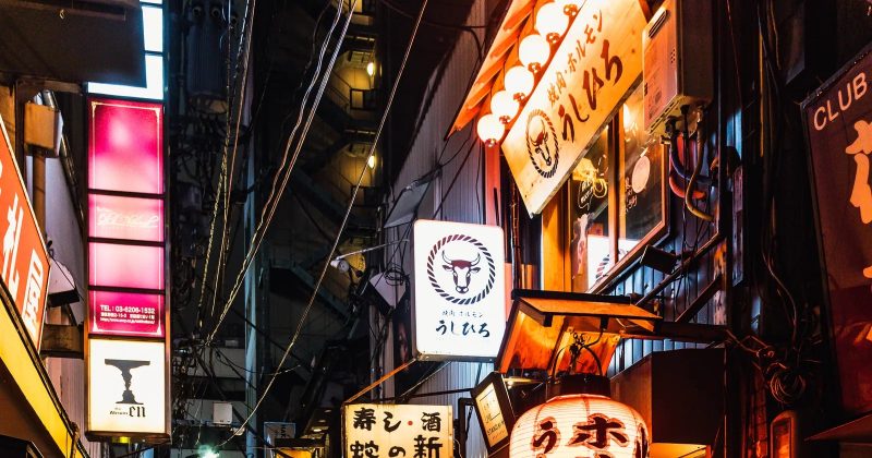 Japan's Corporate Crypto Breakthrough: AZ-COM Maruwa Invests 1 Billion in JPYC for Mass Payroll Rollout