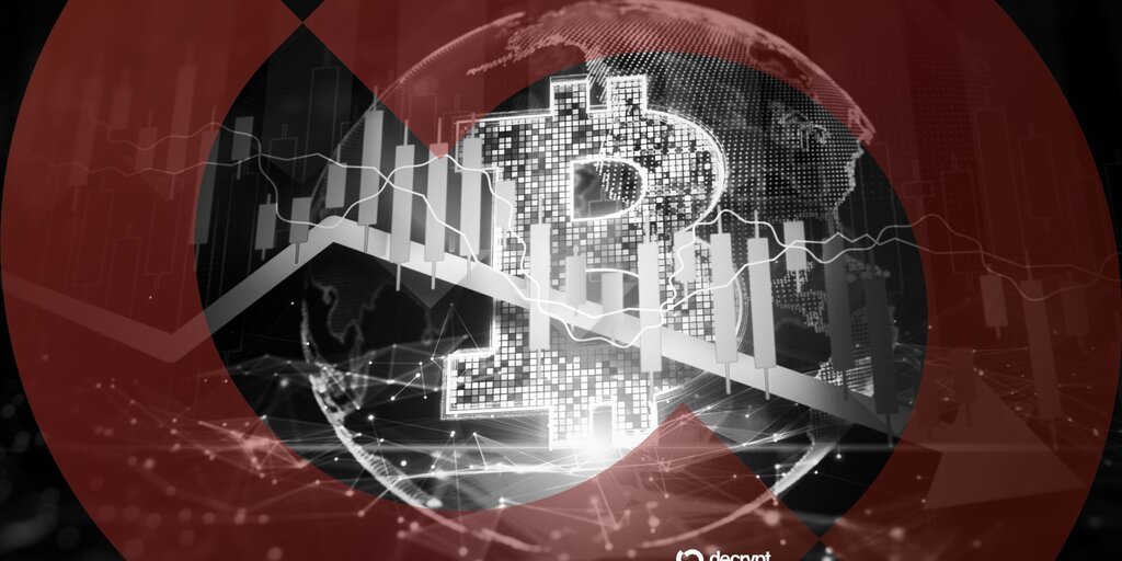 Bitcoin Cai Para Abaixo de $77K com $672M em Liquidações e Venda de Títulos