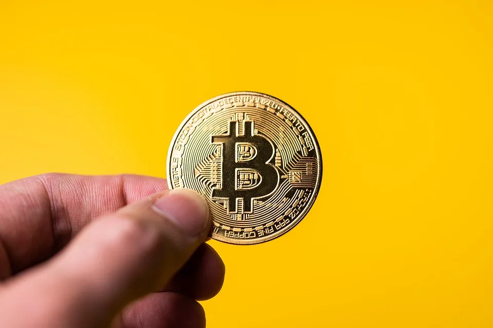 Bitcoin Recua: Urso de Vendas Alvo em $60.700 Após Rejeição de Resistência Crucial