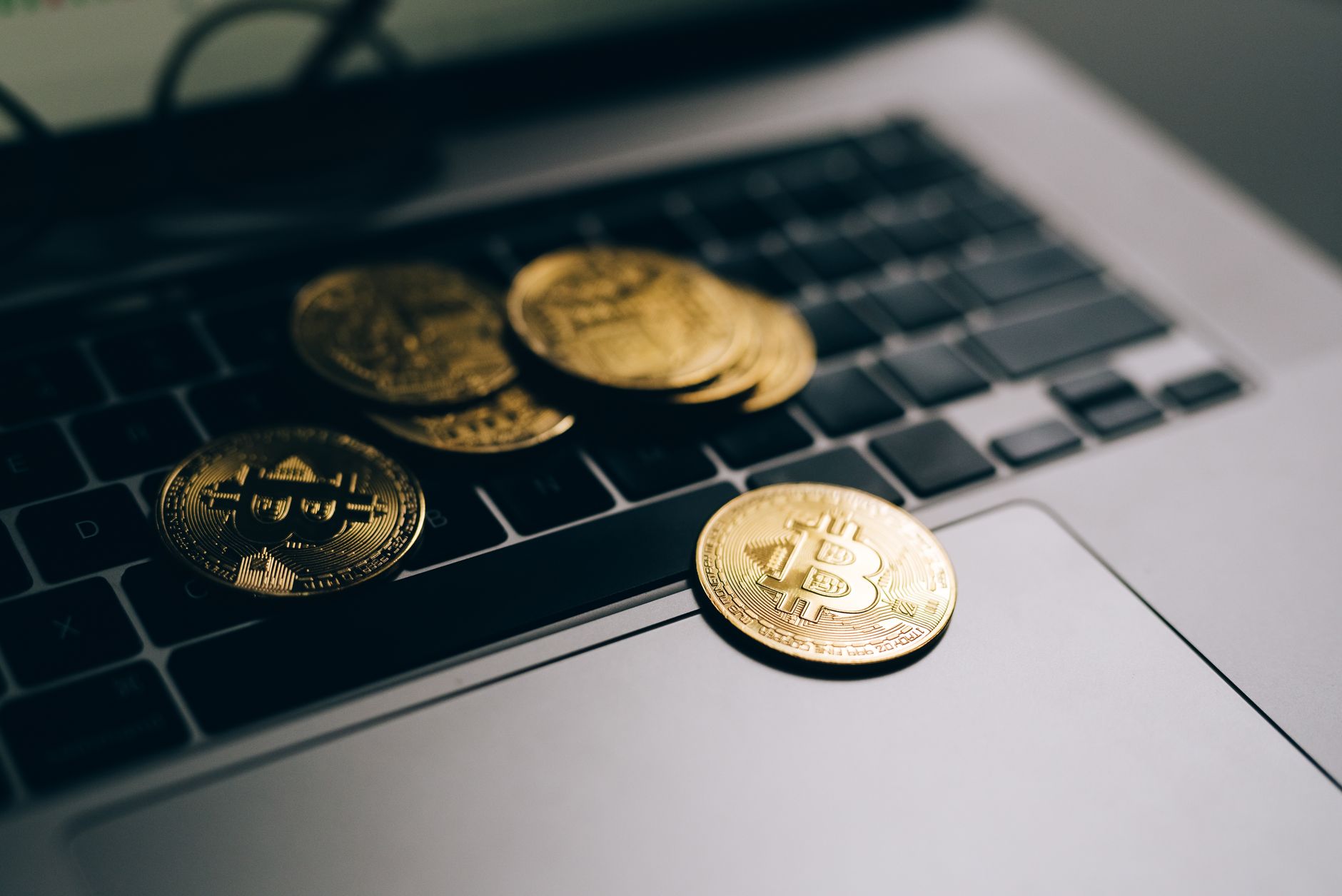 Market Bottom Imminent? On-Chain Data Reveals Critical Bitcoin Buy Signals
