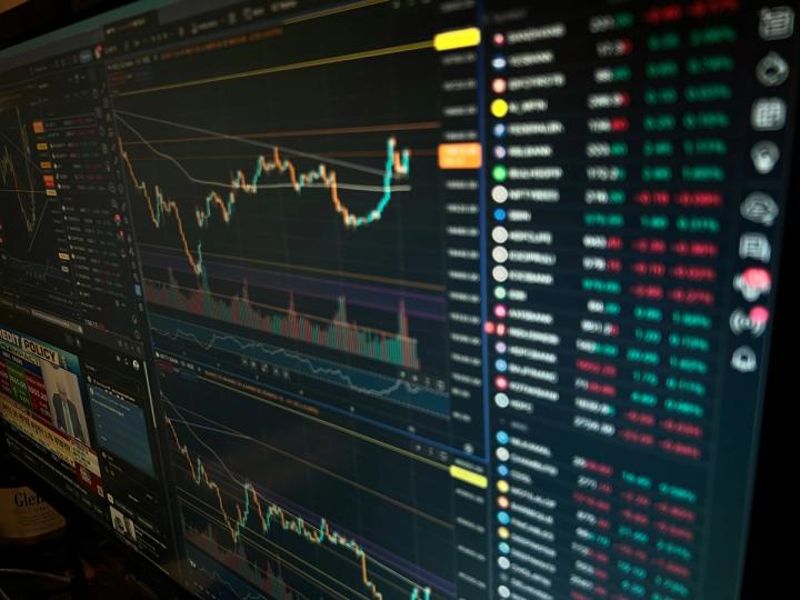 Bitcoin Under Pressure: U.S.-Iran Escalation Spikes Oil Prices, Rattling Crypto Markets
