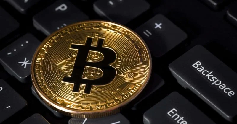 European Financial Milestone: First BTC-Backed Preferred Stock Debuts with 10% Dividend