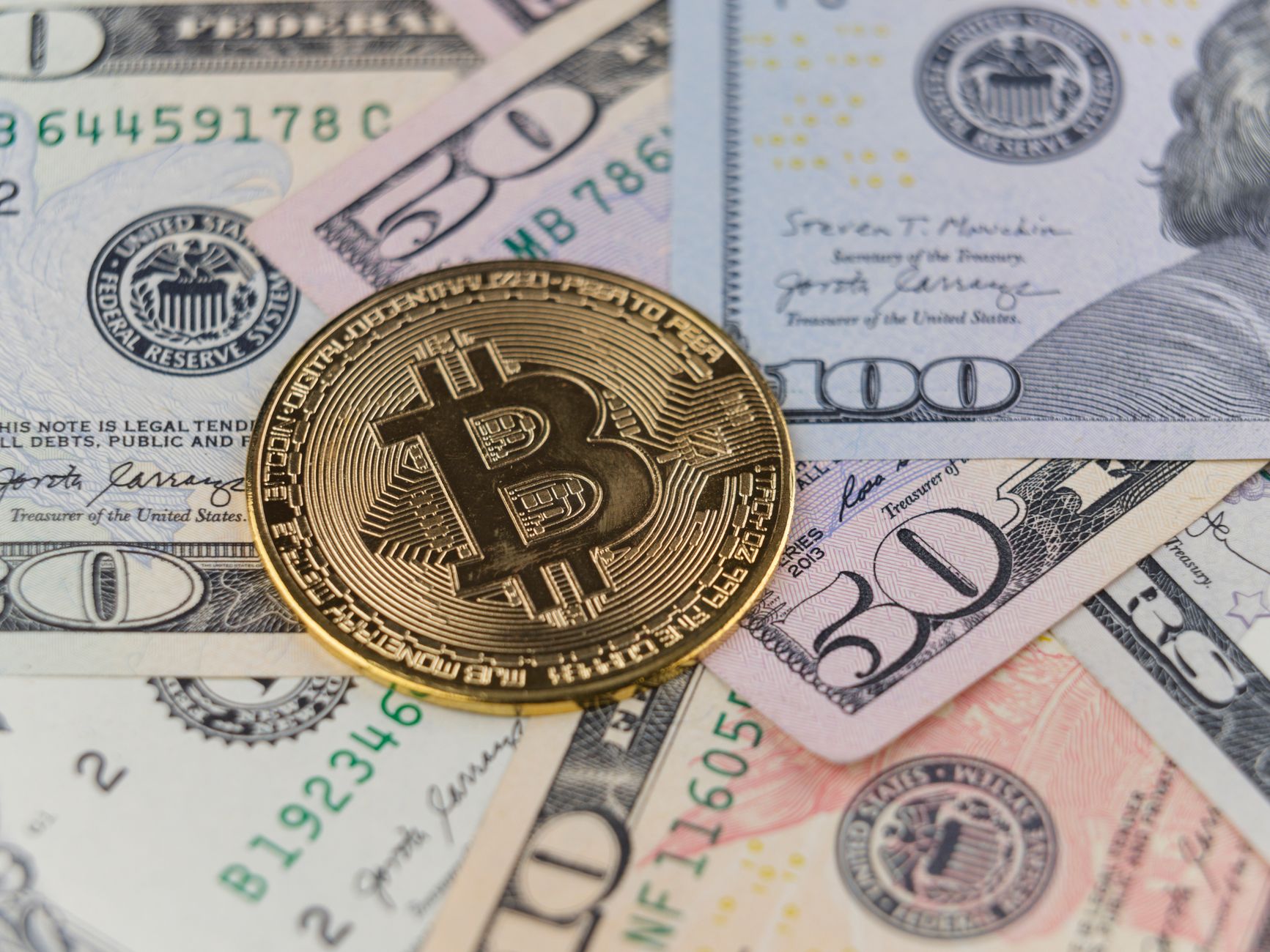 Bitcoin rompe a barreira dos US$ 60 mil: O sinal do Fed que mudou o jogo