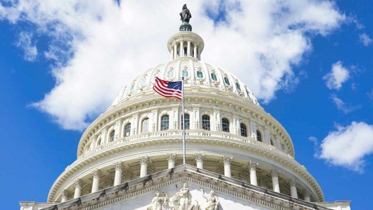 CLARITY Act entra em estado 'zumbi' enquanto SEC prepara regras cripto