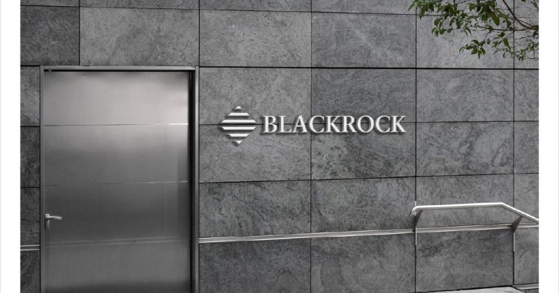 Institutional Shakeup: BlackRock Clients Dump $212M in Bitcoin Amid ETF Outflows