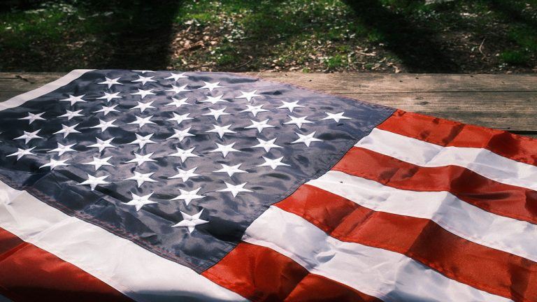 Cripto assume o controle: Indústria gasta US$ 189 milhões para dominar eleições nos EUA