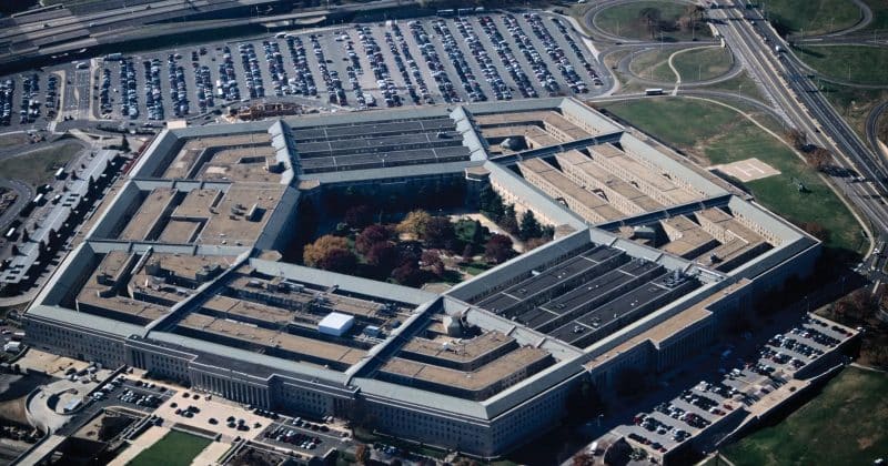 O custo real da guerra com o Irã pode chegar a US$ 200 bilhões, superando previsões do Pentágono