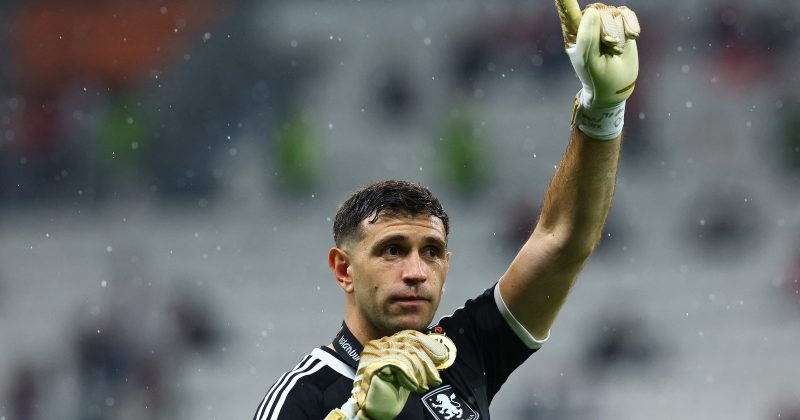 World Cup History: Dibu Martínez's Record 11 Saves Trigger Crypto Betting Surge