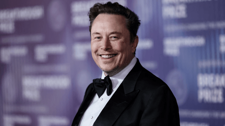 Elon Musk crava: “o espaço é o único caminho” para escalar a IA — SpaceX mira 1 GW em órbita até 2027