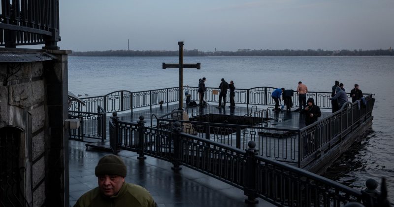 Russia Strikes Dnipropetrovsk: Escalating Conflict and New Strategic Projections