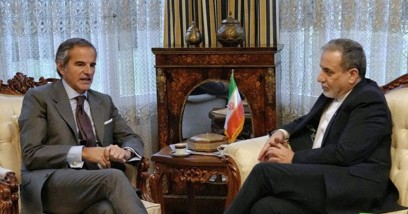 Diplomacia de Alto Risco: EUA e Irã Iniciam Conversas Cruciais na Suíça sobre Programa Nuclear