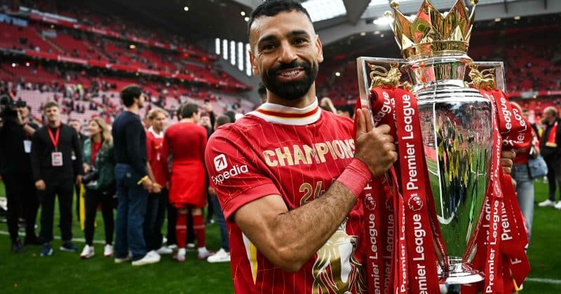 Frenesi de transferências na Premier League expõe resistência de clubes tradicionais ao mercado cripto