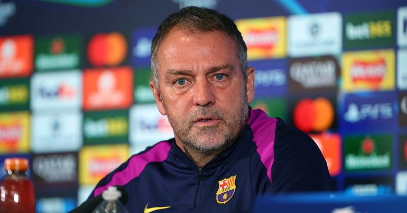 Hansi Flick chama novo reforço do Barcelona, Rodri, melhor 'meio-campista' do mundo