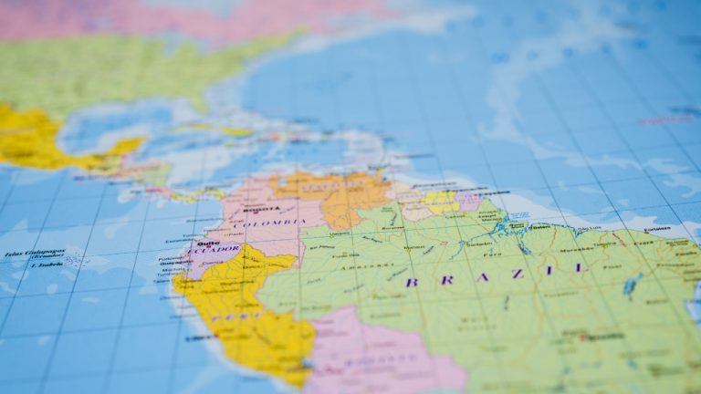 Insights da Latam: EUA acusa Pix de restringir comércio e Chile prende grupo de lavagem de cripto por $88M