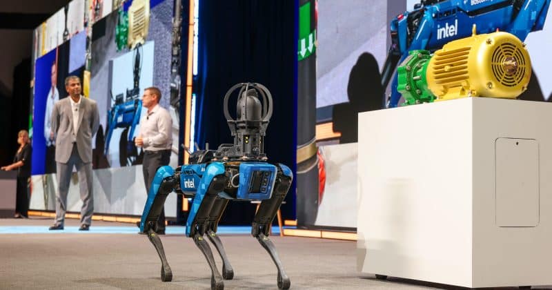 Xeque-mate na IA? Intel contrata novo líder para revolucionar tecnologia de empacotamento de chips