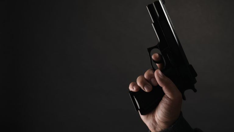 Invasão de domicílio: Criminosos usam falso delivery para roubar criptomoedas