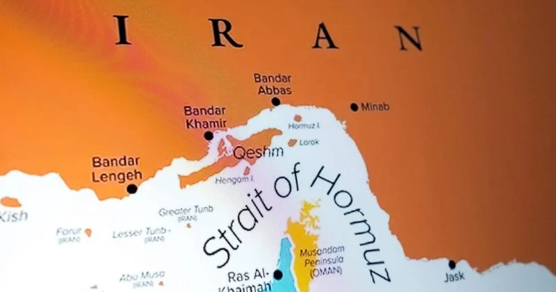 Alerta Geopolítico: Irã ameaça fechar o Estreito de Ormuz após falha em acordo com os EUA