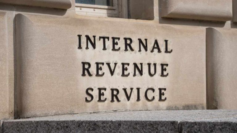 IRS Warning: Fake Crypto Letters Target Wallets and Personal Data