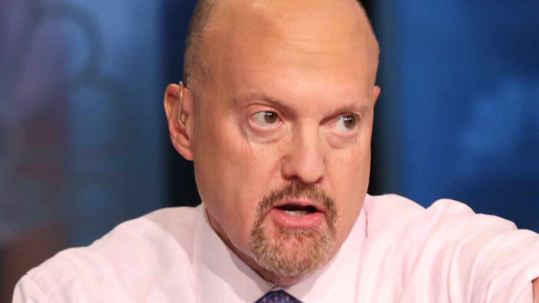 Jim Cramer Labels Market 'Miserable' as Oil, Tariffs, and Fed Hawkishness Hit Wall Street