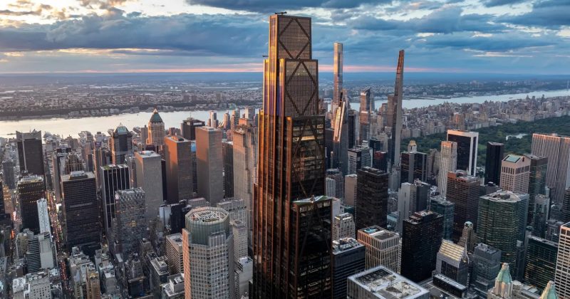 JPMorgan Warns 'Cheap Money' Era Is Over as Americans Miss Massive 22,700% Bitcoin Rally