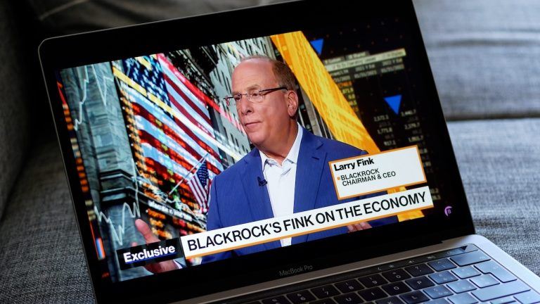Larry Fink Turns Bullish as CFTC Intervenes with Kalshi: Crypto Weekly Review