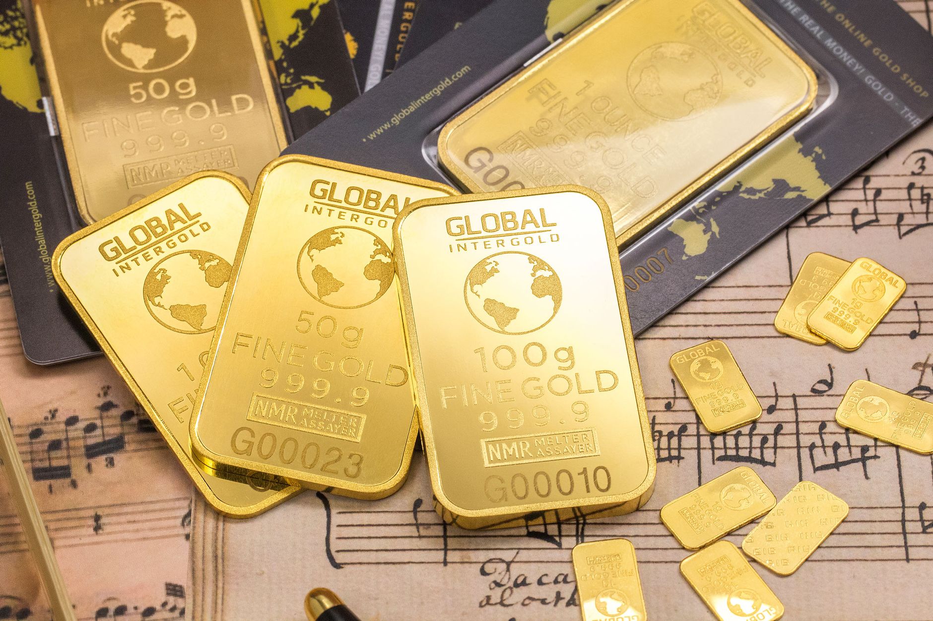 Ouro ultrapassa US$ 4.400: Por que o metal precioso ignora a alta do petróleo