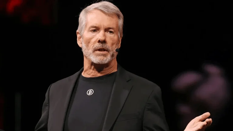 O Perigo do Tédio: Por que a Estratégia de Michael Saylor pode enfrentar um teste de resistência brutal