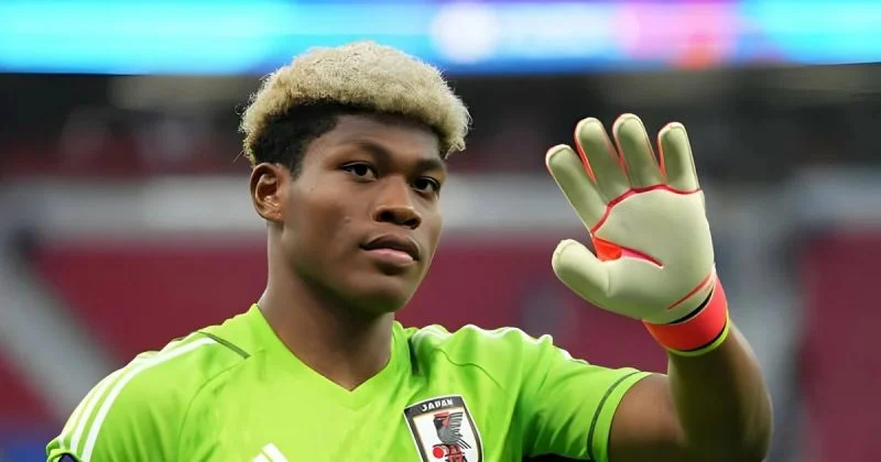 PSG €33M Bid for Zion Suzuki Sends Shockwaves Through Transfer Market!