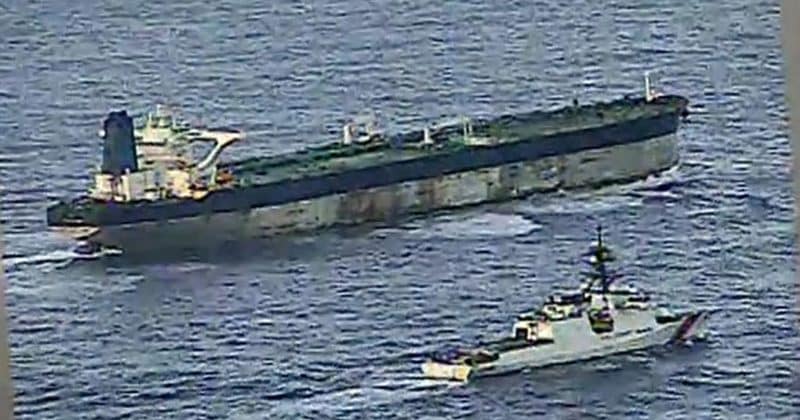 Tensão no Canal da Mancha: Reino Unido intercepta petroleiro russo da 'frota sombra'