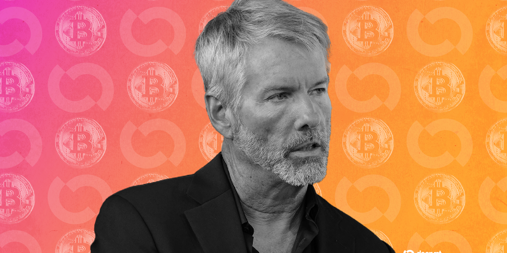 Saylor Vende Bitcoin Novamente: Estratégia Circular de US$104 Milhões para Comprar Mais BTC