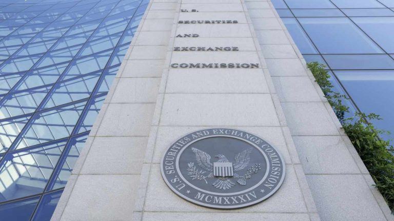 SEC autoriza ETF de cripto ativo com BTC, ETH e XRP na lista de ativos elegíveis