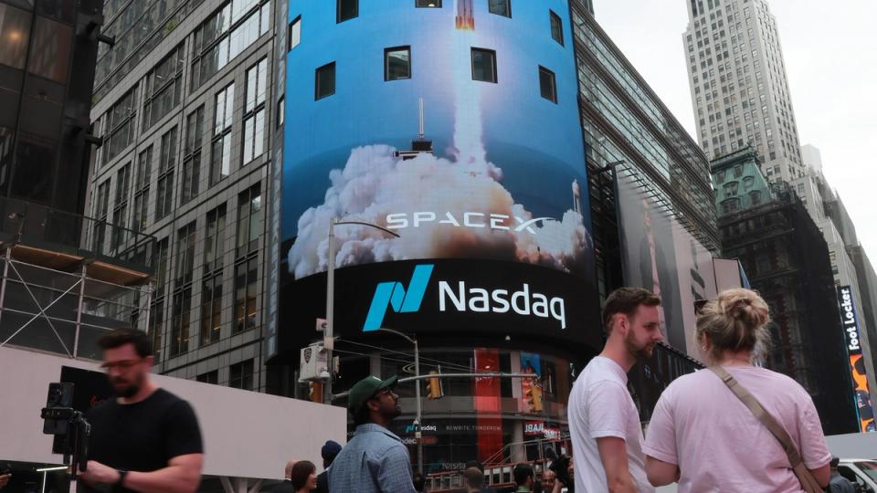 Crypto Week Ahead: FOMC minutes hit next, SpaceX lands in Nasdaq 100 — expect volatility
