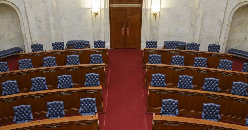 Senate Crypto Bill Fails: Regulatory Uncertainty Looms as Lawmakers Leave for Summer