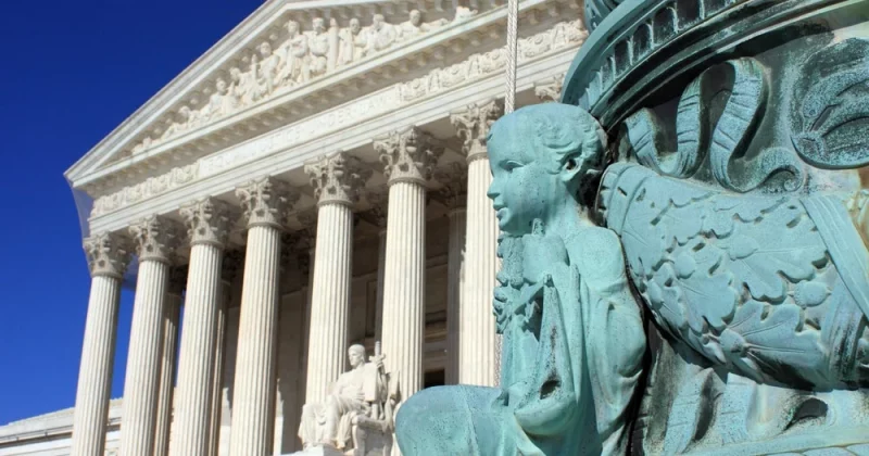 Suprema Corte dos EUA fortalece poder regulatório, enfraquece defesas corporativas