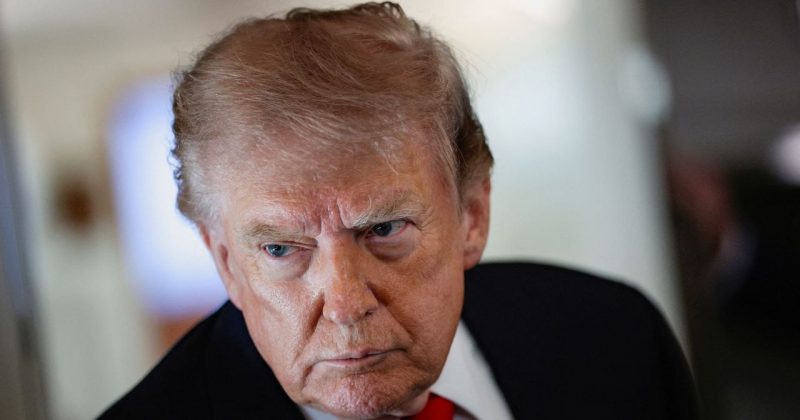 Trump afirma que Irã busca diálogo após EUA se prepararem para ação militar