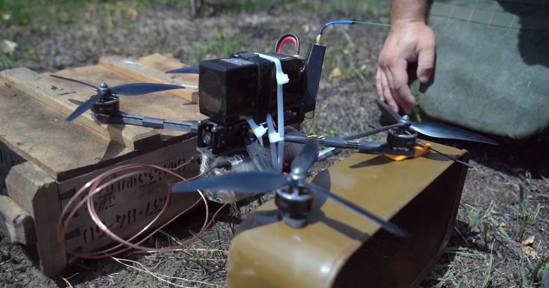 Ucrânia usa drones FPV para atingir veículos russos em nova escalada em Donetsk