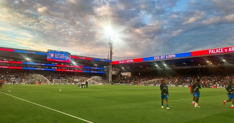 Venda do Crystal Palace em pauta: Grupo Raine é contratado para gerenciar processo de saída dos donos