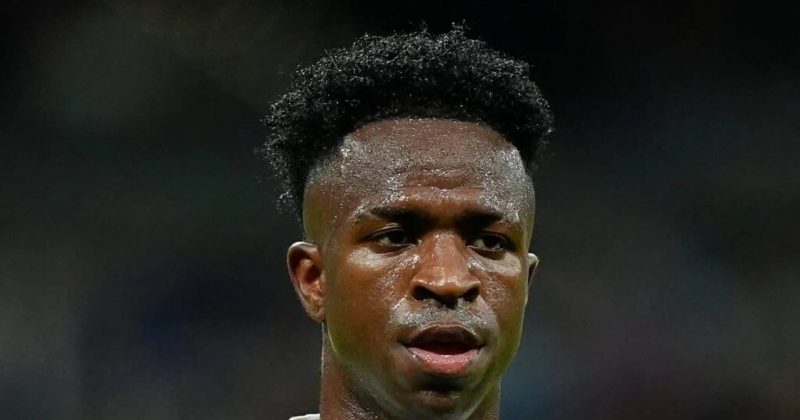 Vinicius Jr. quer permanecer no Real Madrid apesar de negociações de contrato paralisadas