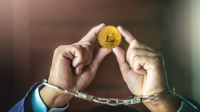 Brasileiros líderes de pirâmide com criptomoedas podem pegar 40 anos de prisão nos EUA