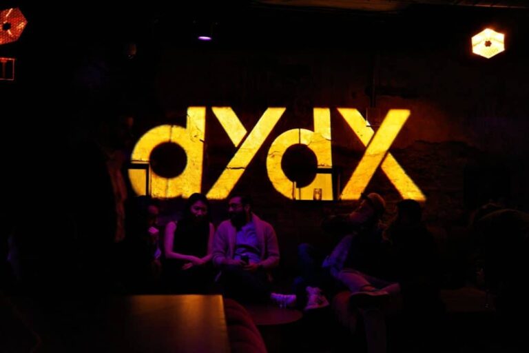 Corretora de criptomoedas hackeada recupera site, mas pede que clientes não façam saques